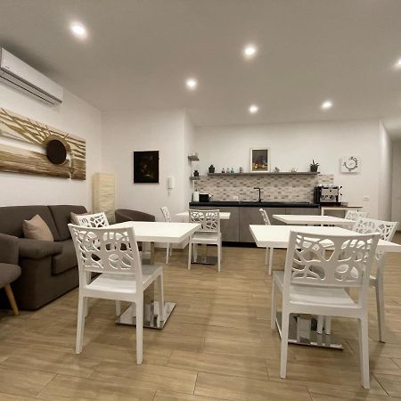 Il Giardino Nascosto Bed & Breakfast Portopalo Di Capo Passero Екстериор снимка