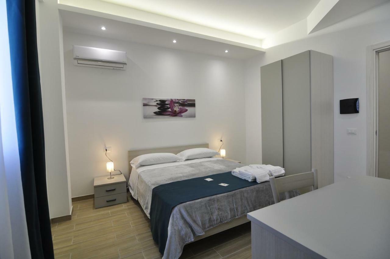 Il Giardino Nascosto Bed & Breakfast Portopalo Di Capo Passero Екстериор снимка