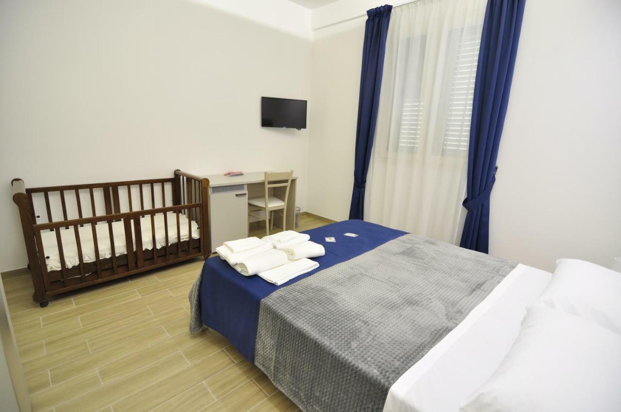 Il Giardino Nascosto Bed & Breakfast Portopalo Di Capo Passero Екстериор снимка