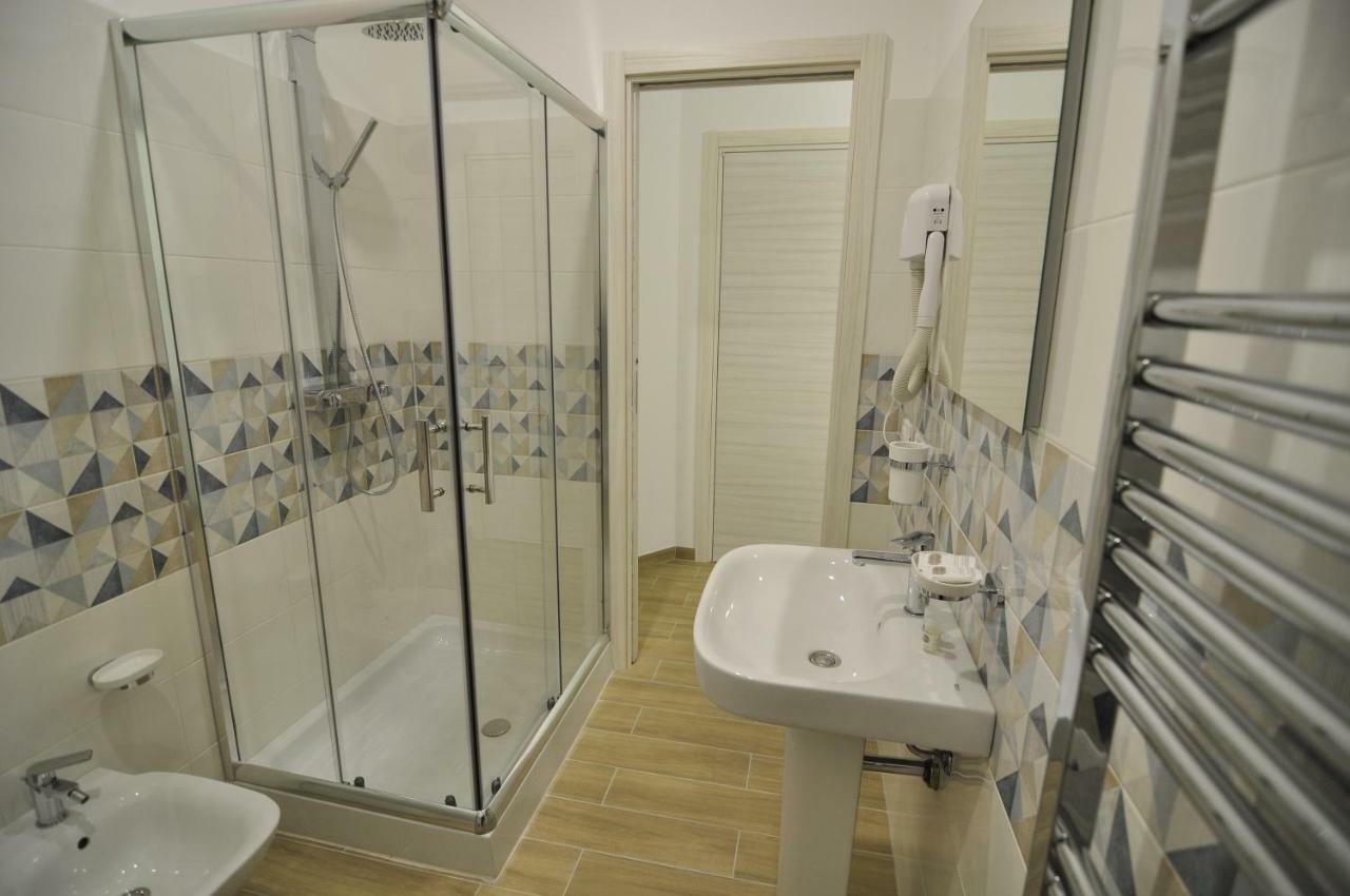 Il Giardino Nascosto Bed & Breakfast Portopalo Di Capo Passero Екстериор снимка