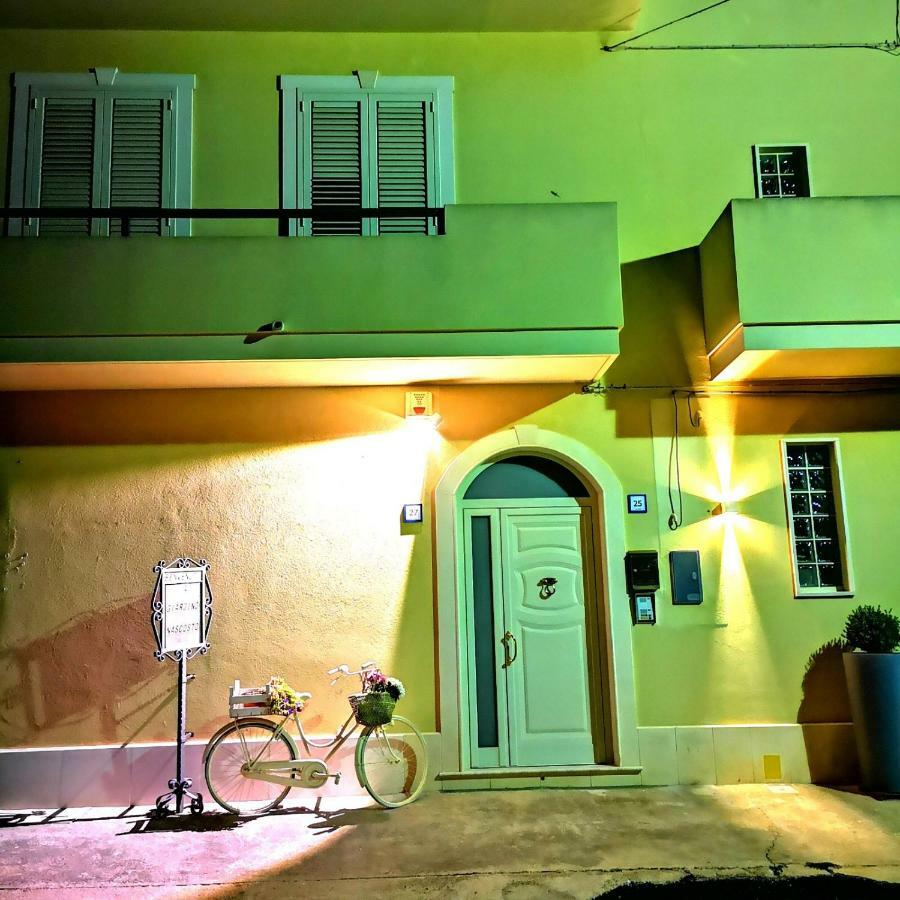Il Giardino Nascosto Bed & Breakfast Portopalo Di Capo Passero Екстериор снимка